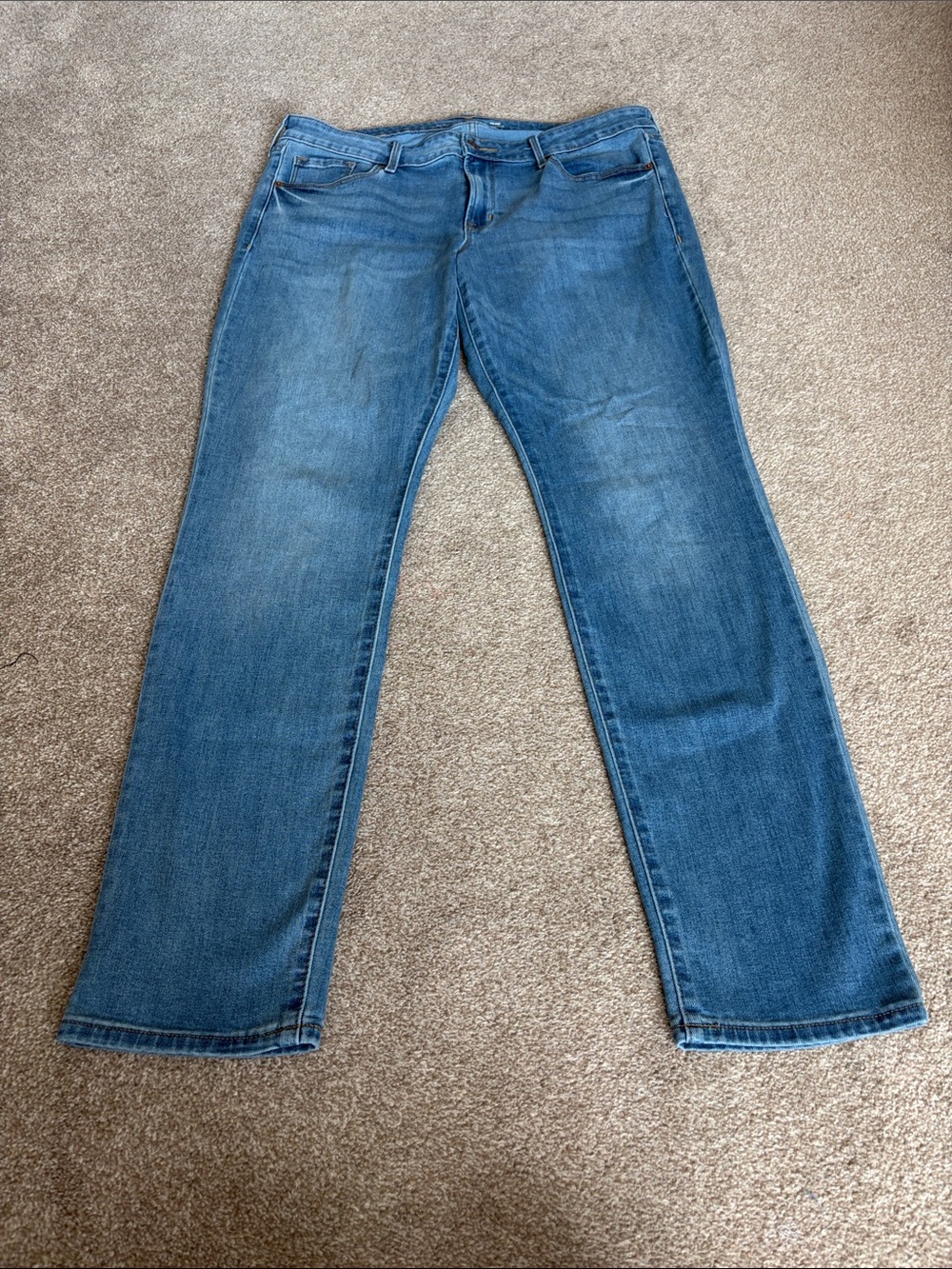 Old Navy power slim straight jeans Women’s size 14 long